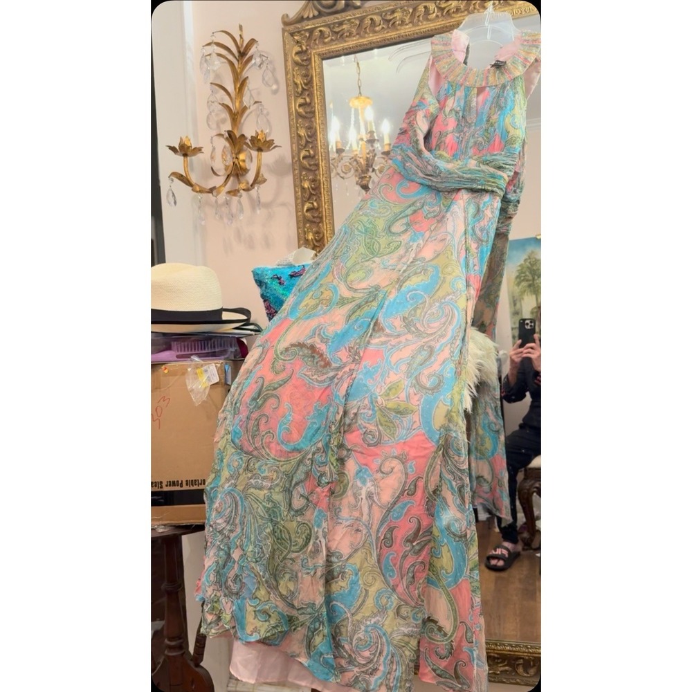 Cachet Women's Sz 6 Dress Pink & Green Blue Beaded Neckline Paisley Print - Picture 11 of 16